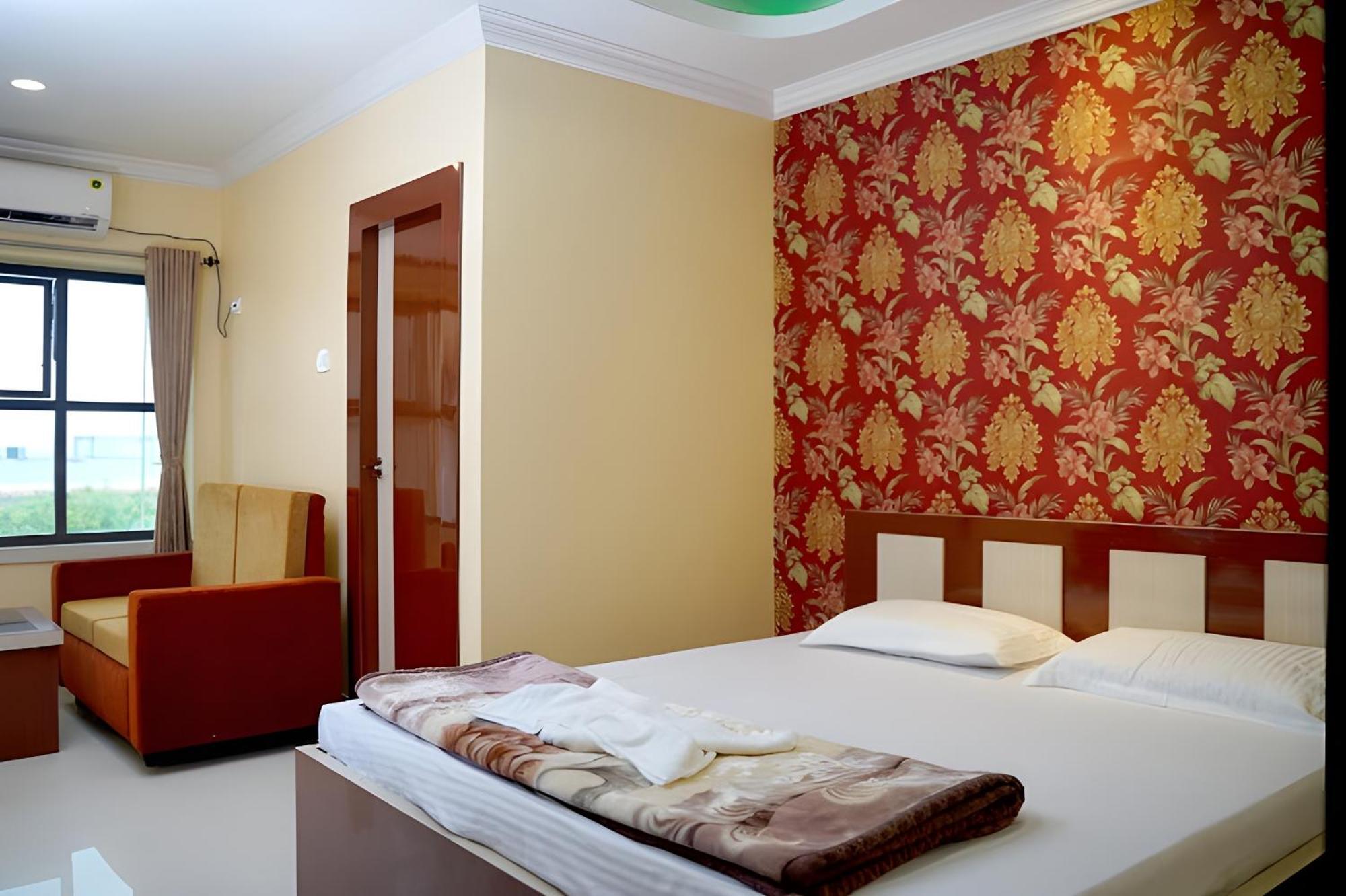 Hotel Royal Sunview Дигха Екстериор снимка